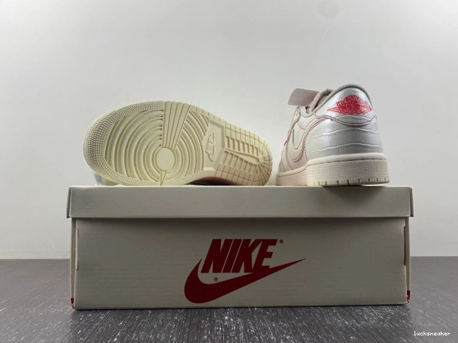 Cheap LUCY 1 Low x Scott OG Air DM7866-601 Travis Jordan 0719